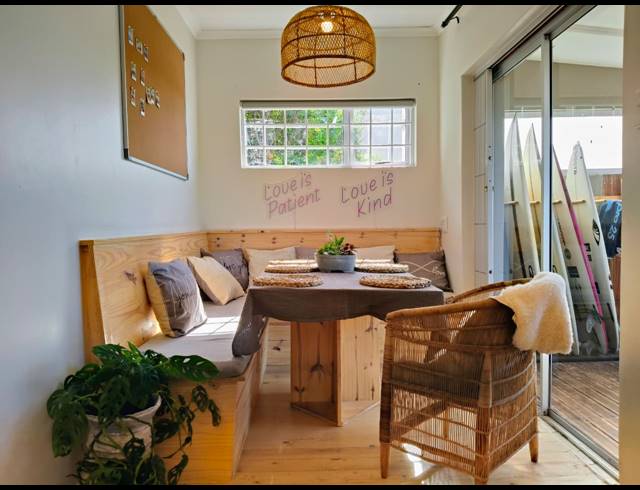 5 BEDROOM HOUSE FOR SALE IN WAVECREST